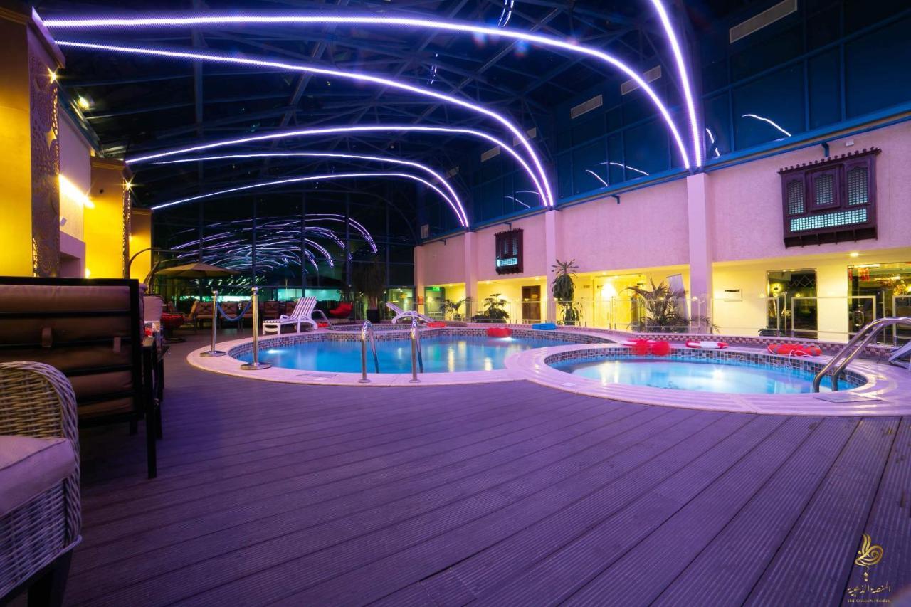 카사블랑카 그랜드 호텔 제다 외부 사진 The swimming pool at the hotel